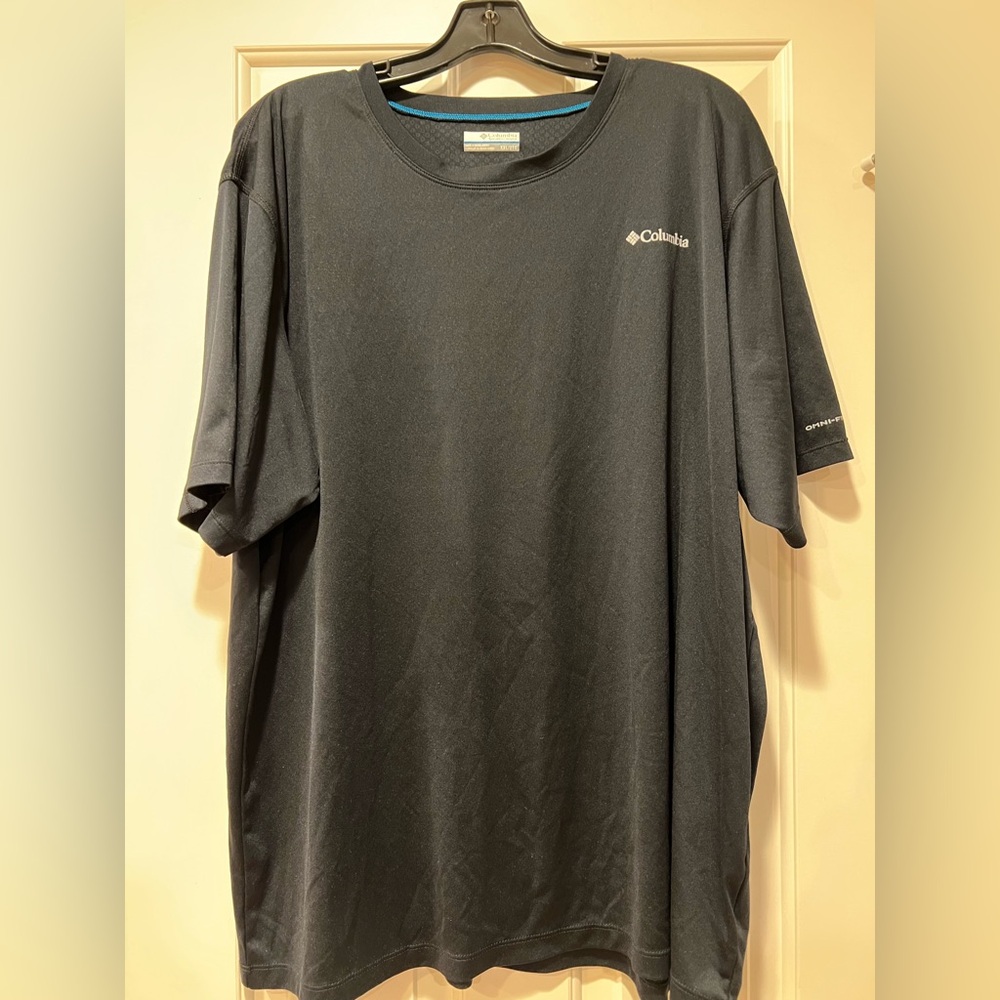 Columbia Omni freeze sweat wick shirt